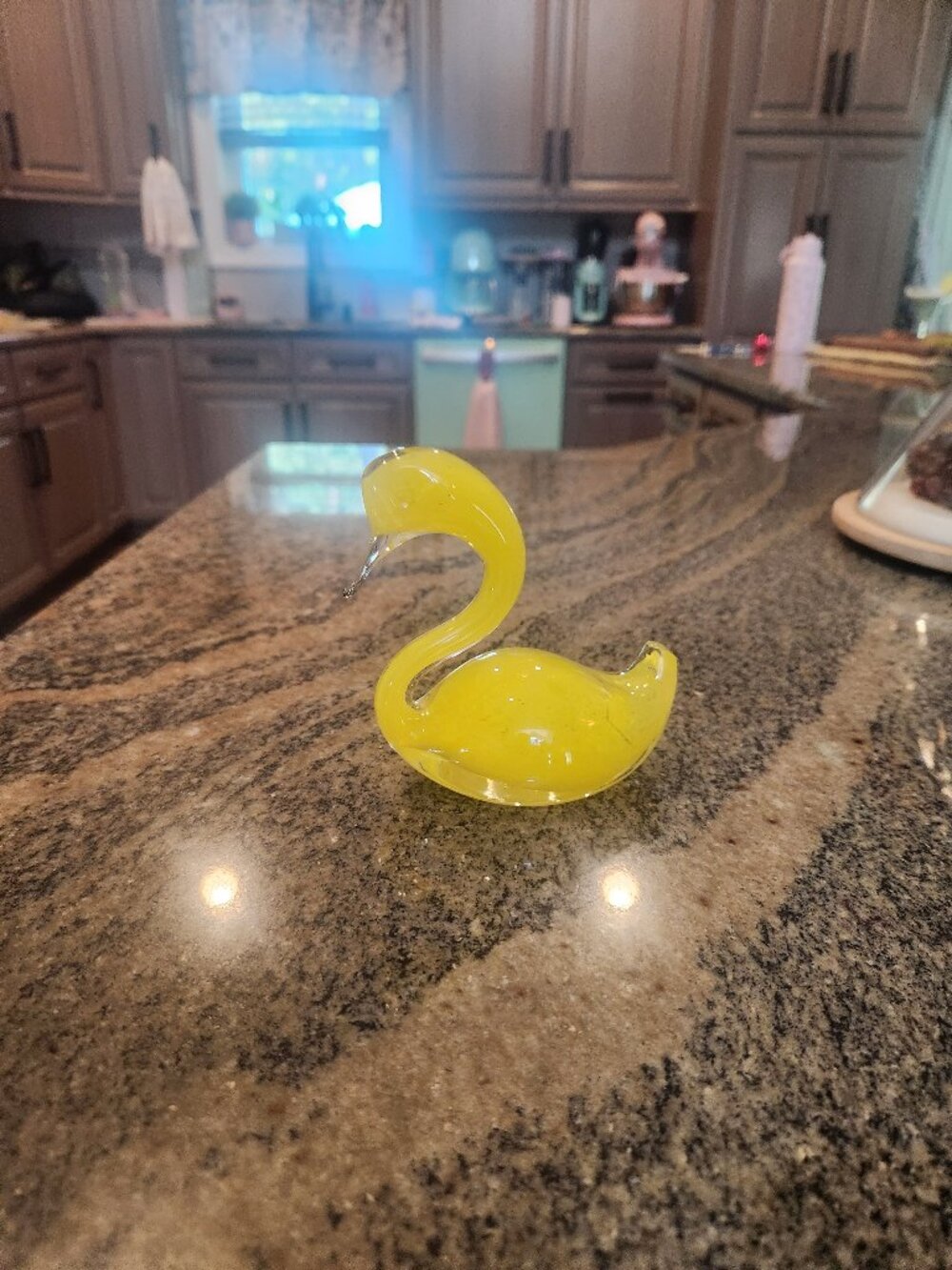 Rossi blown glass yellow swan